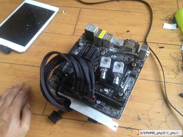 屌丝果粉纯手工打造苹果Mac Pro全过程，性能直接爆表！